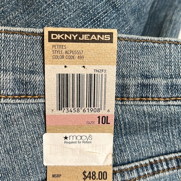 NWT DKNY Jeans Petites Soho Boot Cut Stretch - Picture 15 of 16